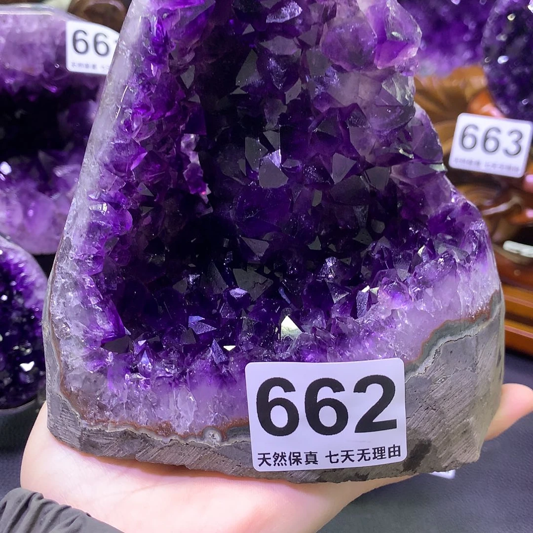 水晶水晶摆件未镶嵌吃***姐