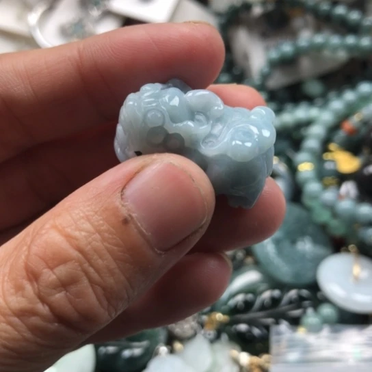 颈饰未镶嵌翡翠翡翠