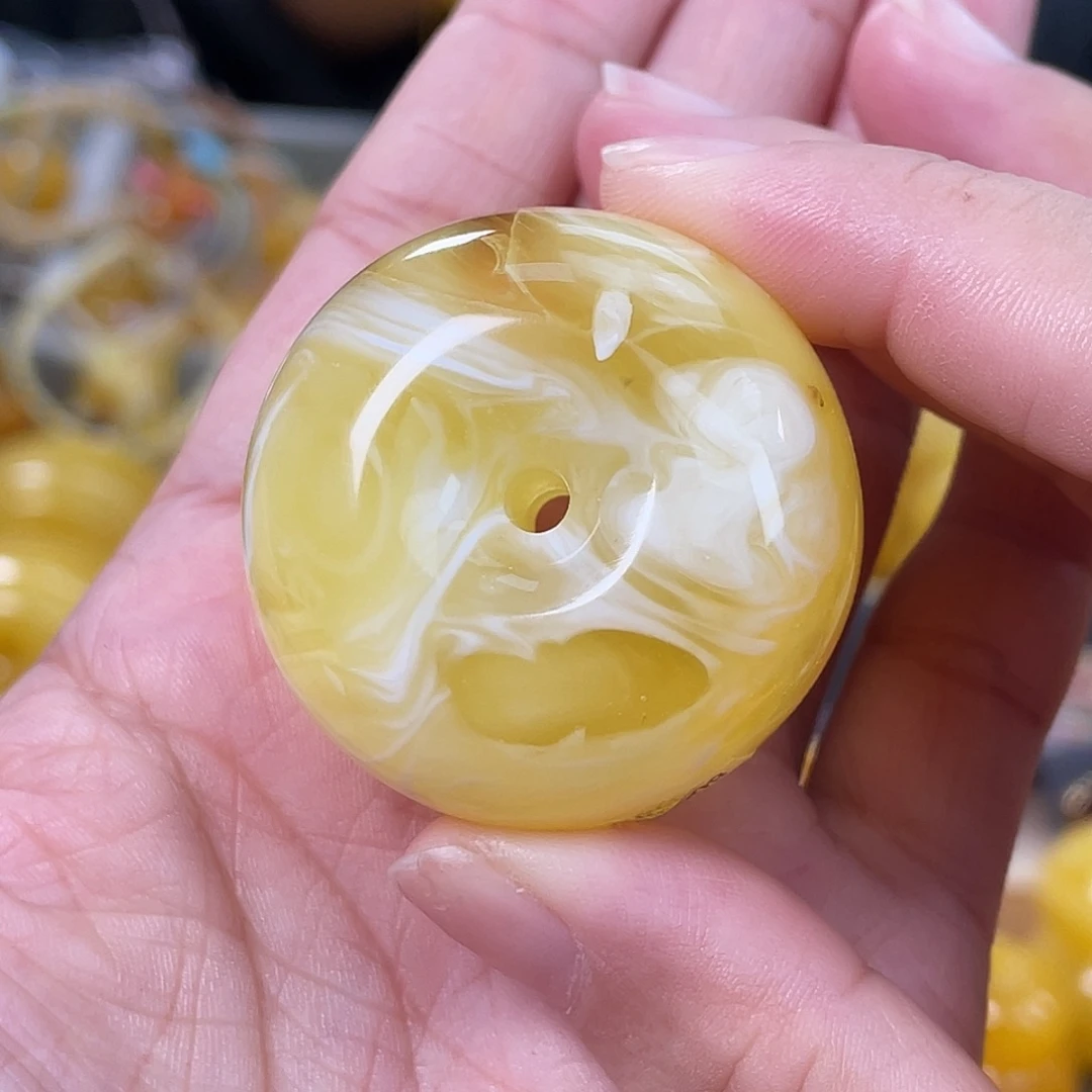 琥珀未镶嵌裸石微瑕h28