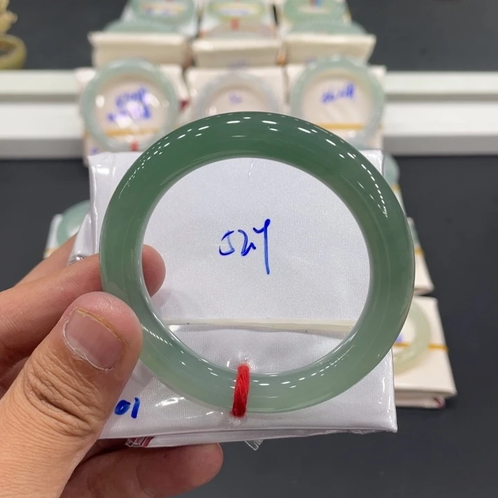 未镶嵌手镯翡翠缅甸翡翠