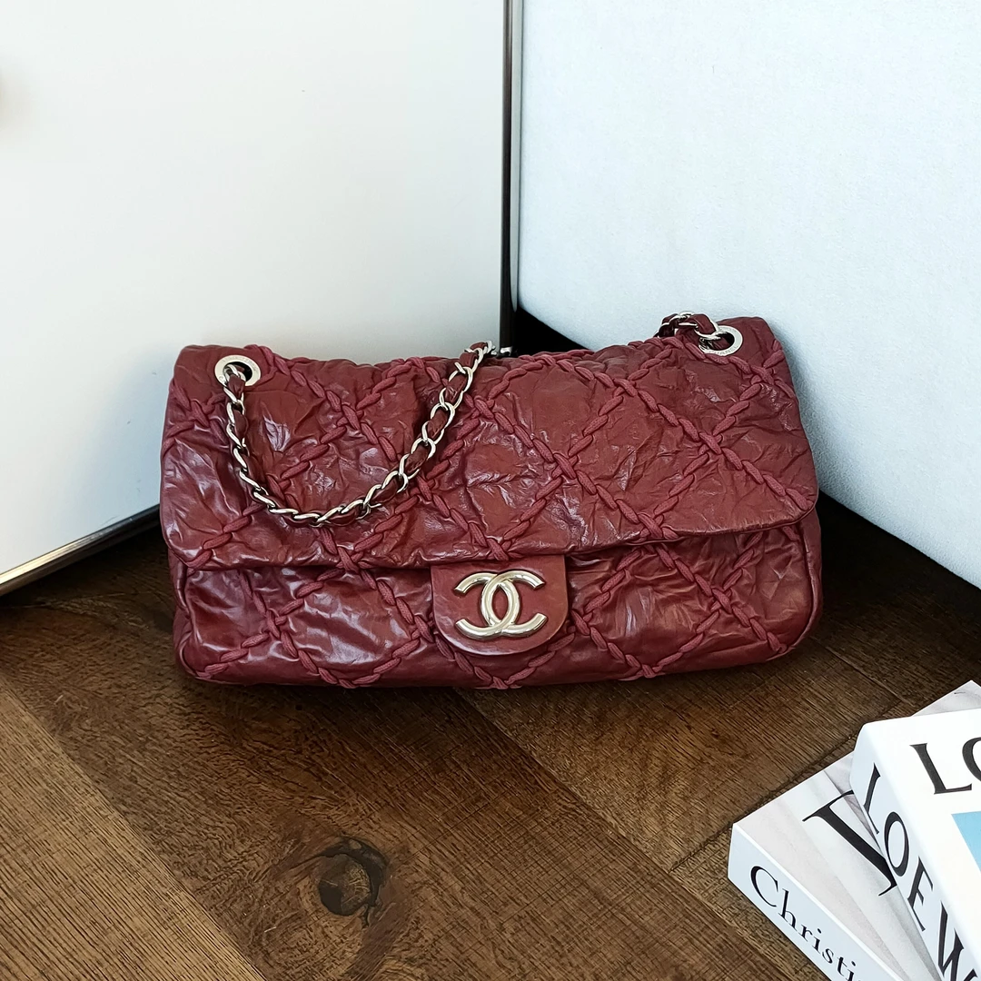 95新 Chanel/香奈儿 Azul-红色褶皱牛皮银扣粗外缝线单肩包/49407