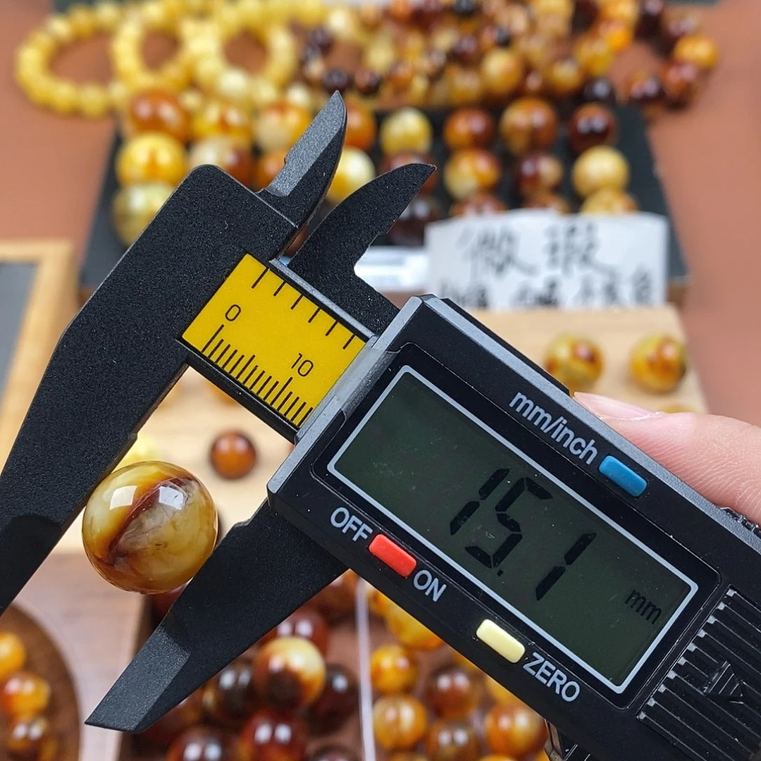 裸石琥珀未镶嵌蜜蜡690