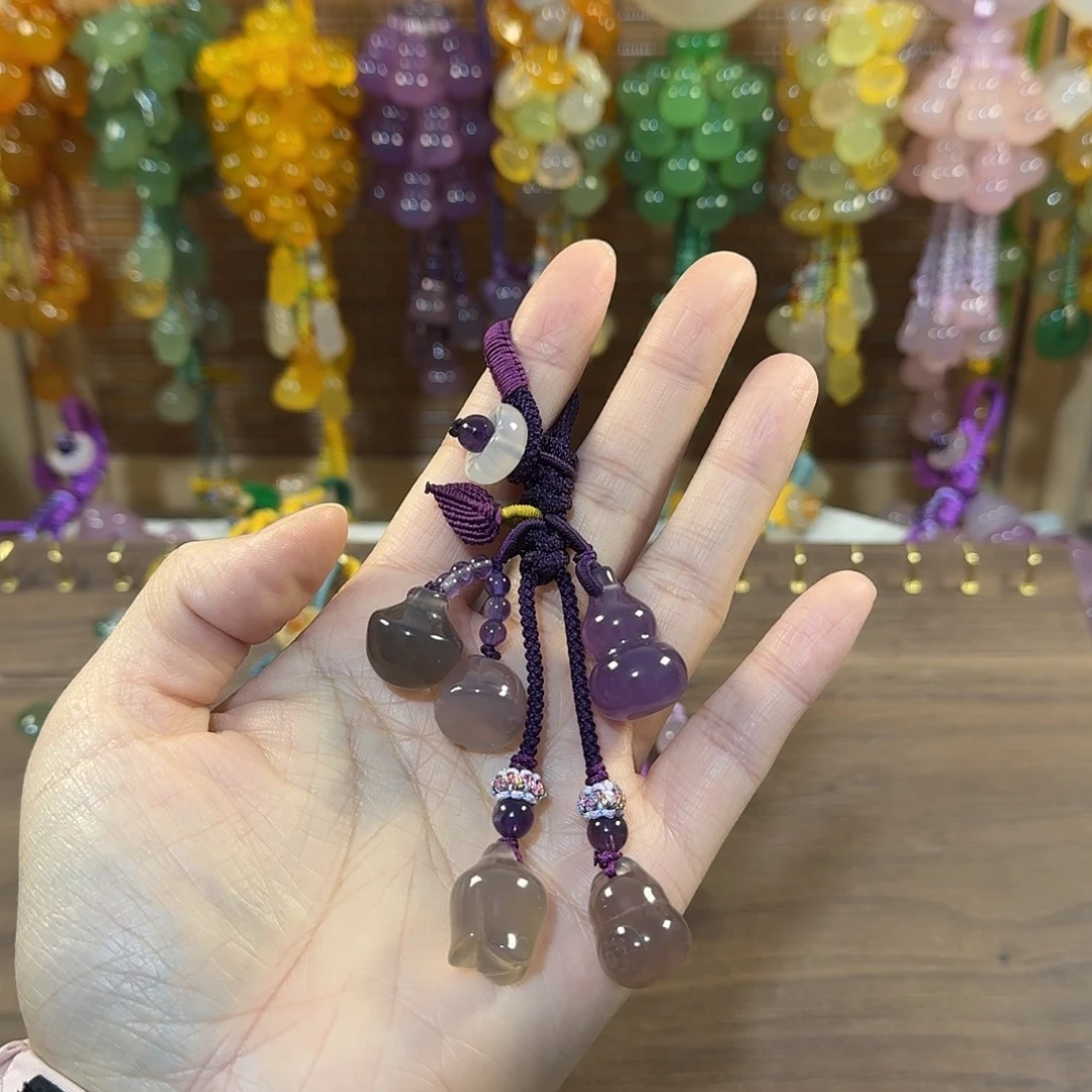 甩***蛋玛瑙/玉髓未镶嵌钥匙挂件