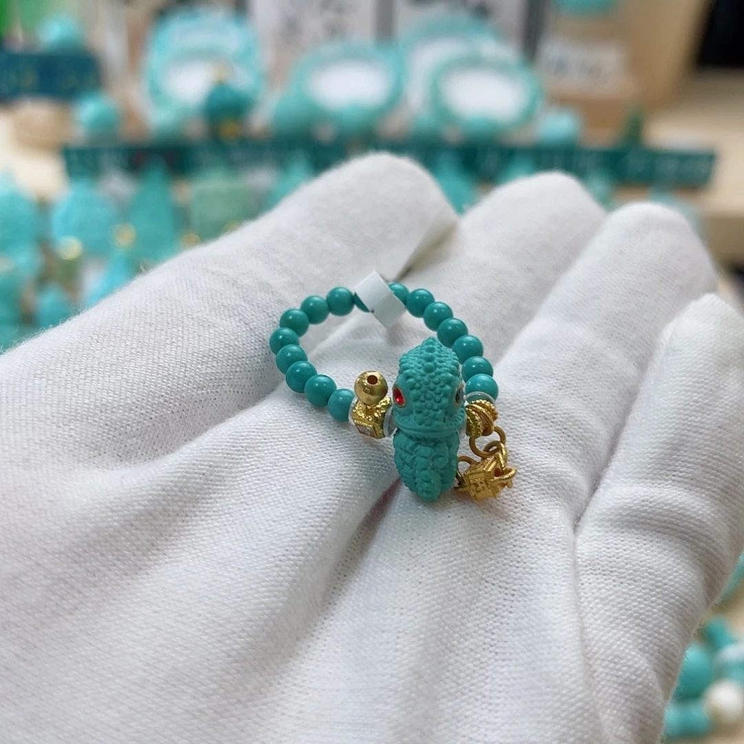 绿松石珠宝奇石18K金镶嵌M****e