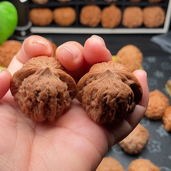 把件文玩核桃全品平谷凹底边41