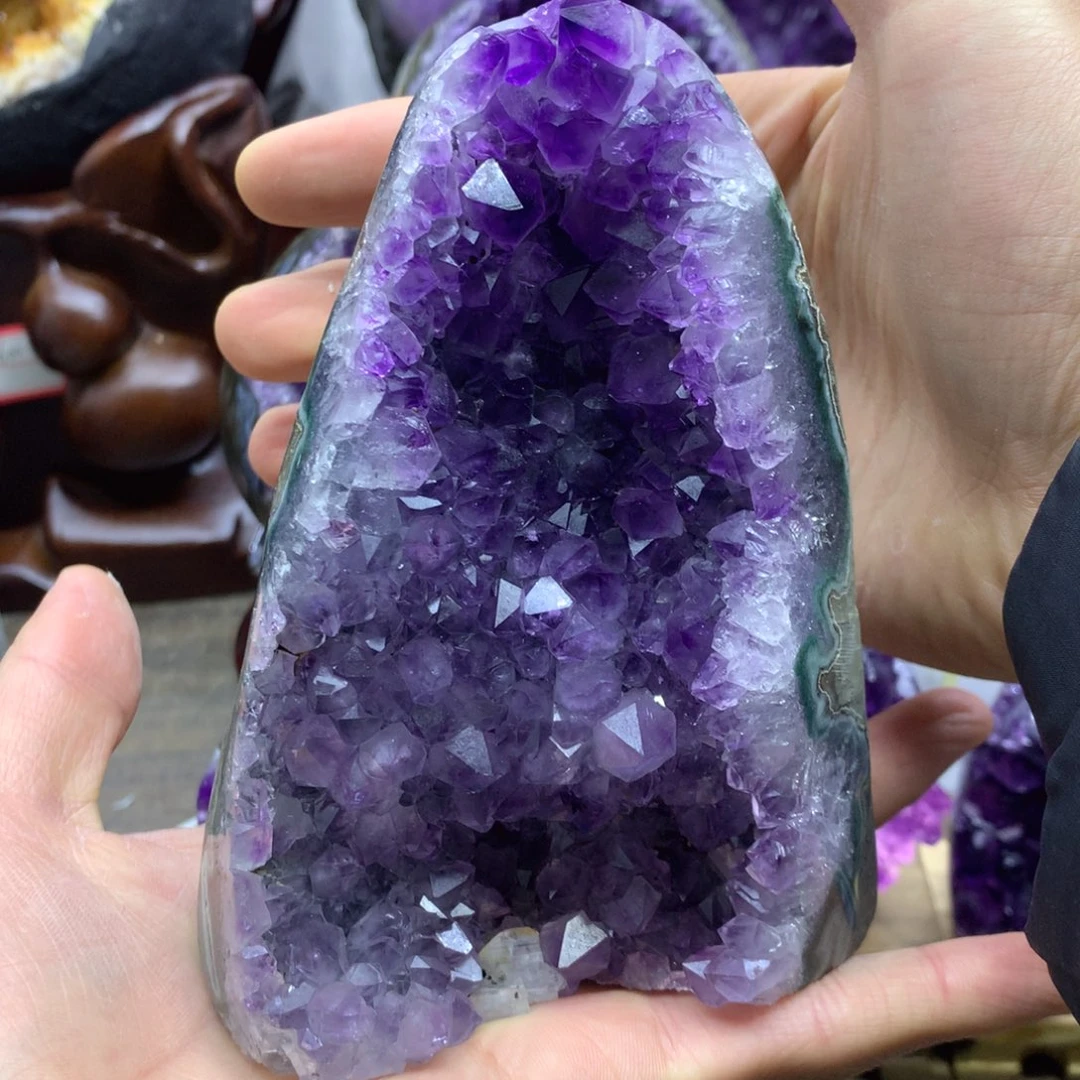 紫晶大型摆件（非配饰）未镶嵌
