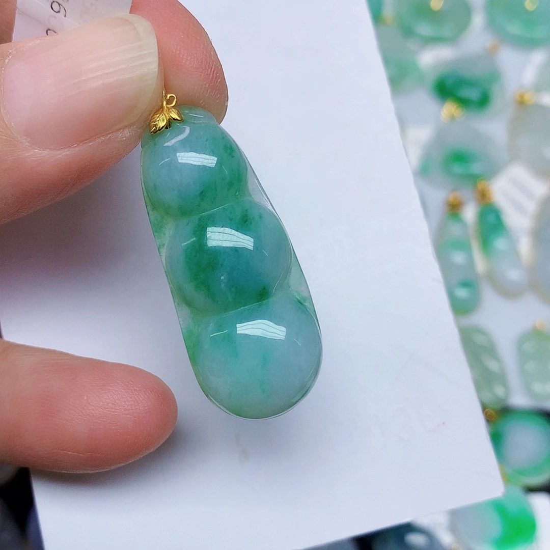 翡翠18K金镶嵌颈饰356789