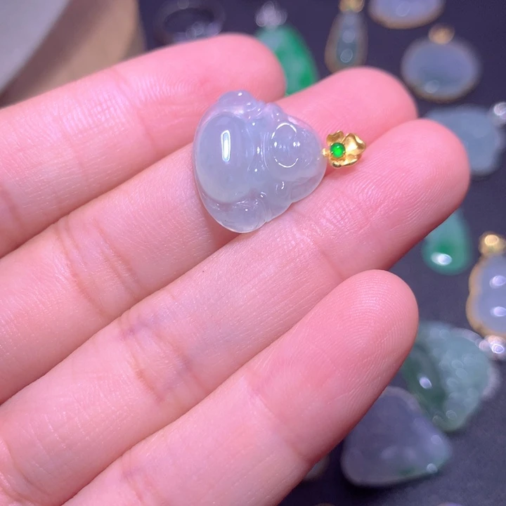 颈饰18K金镶嵌翡翠翡翠