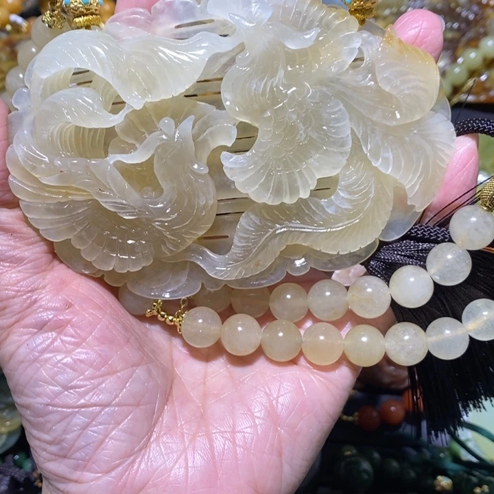 岫玉岫玉吊坠未镶嵌战*