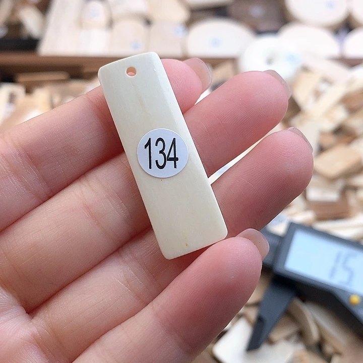 泥塑不打孔联系客服