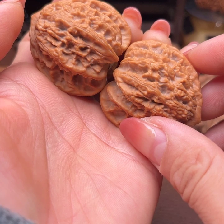 热***众文玩核桃吊坠盘龙纹
