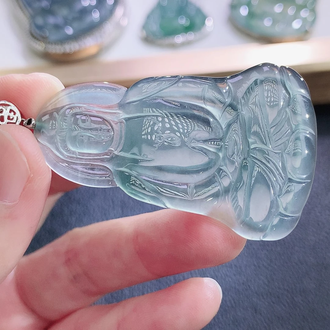翡翠未镶嵌挂件翡翠