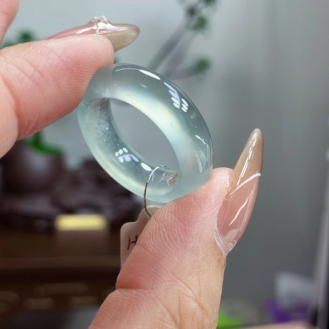 翡翠戒指未镶嵌18号