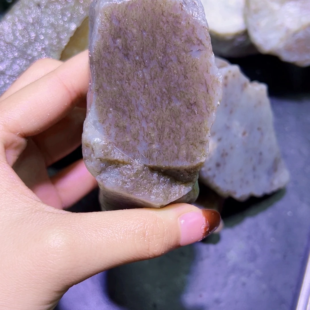 和田玉（糖玉）未镶嵌珠宝半成品