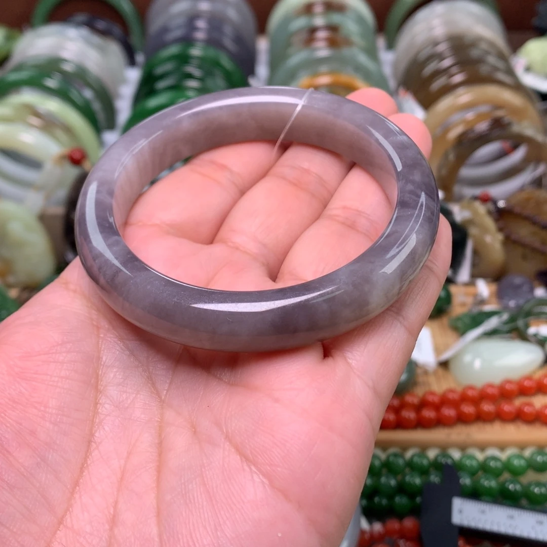 和田玉未镶嵌手镯57口径