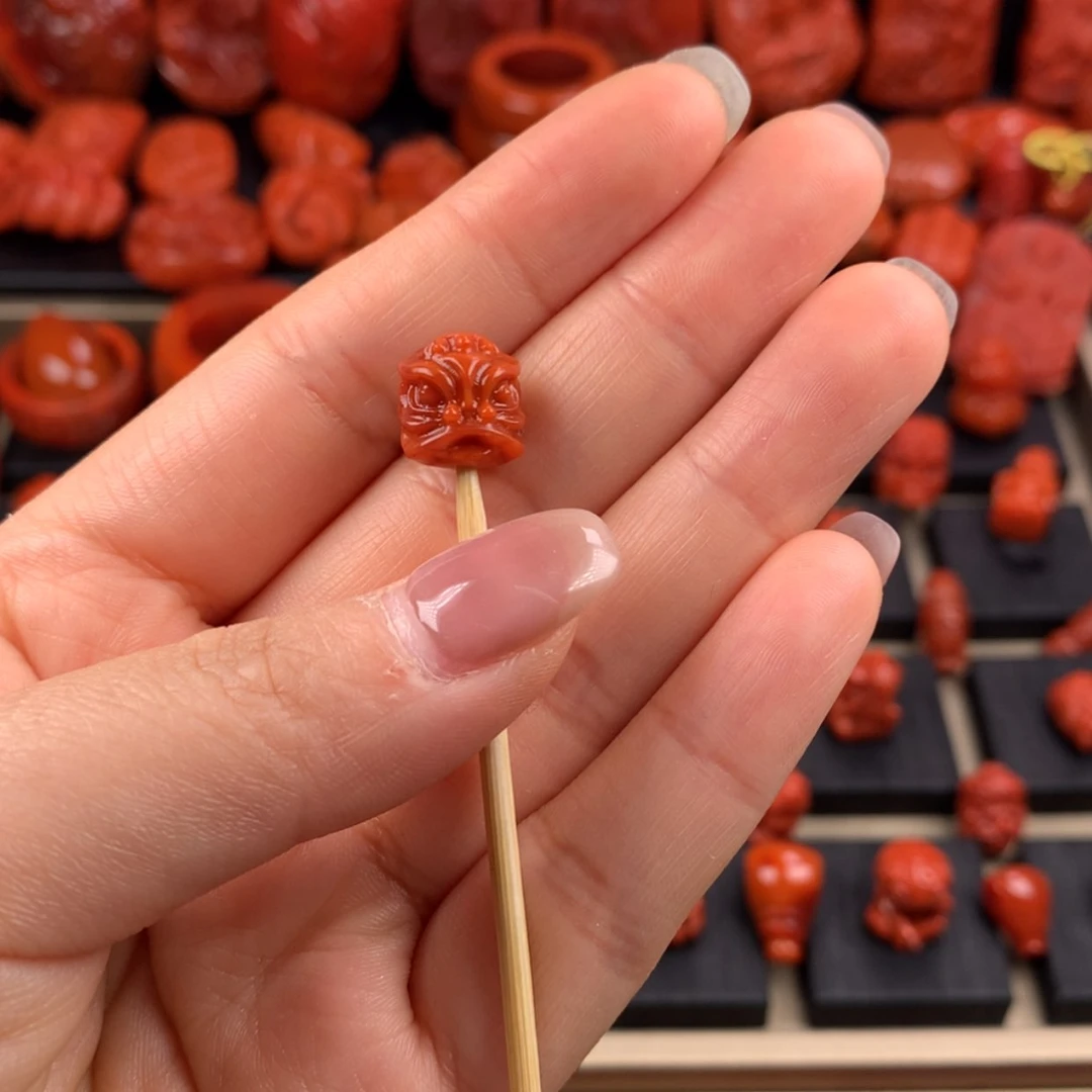 【闪购商品】南红玛瑙未镶嵌醒狮