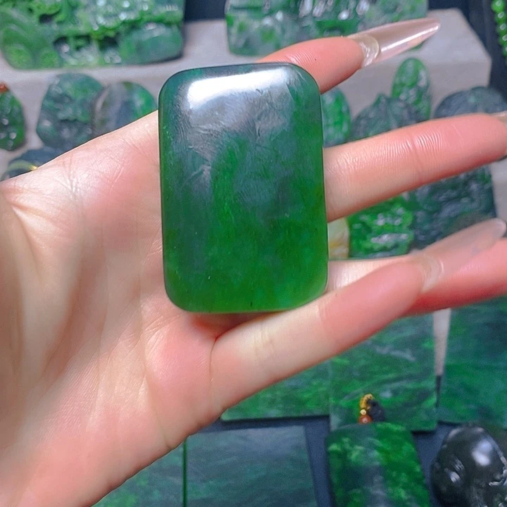 启***航和田玉（碧玉）未镶嵌珠宝半成品