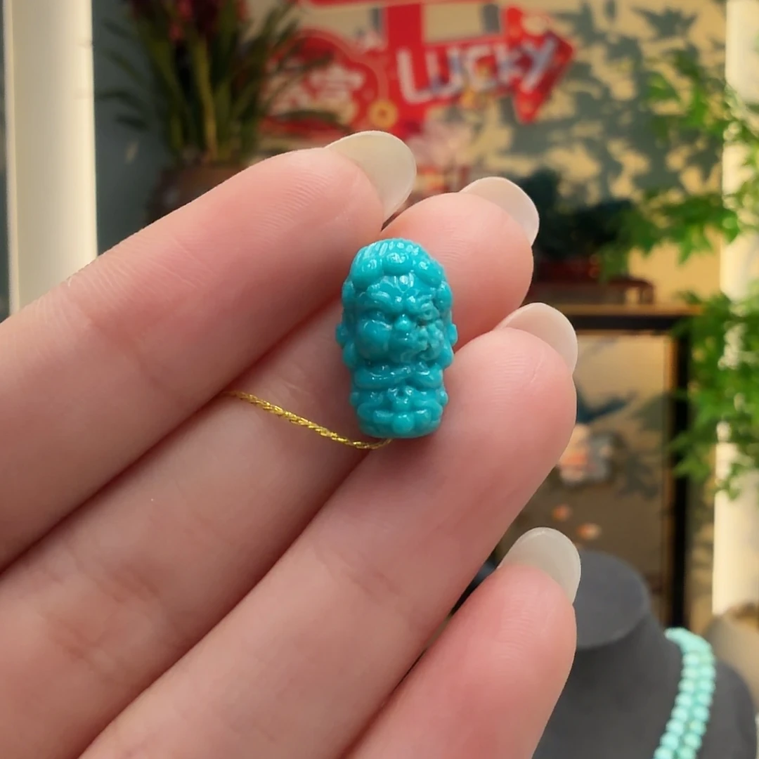 绿松石未镶嵌颈饰