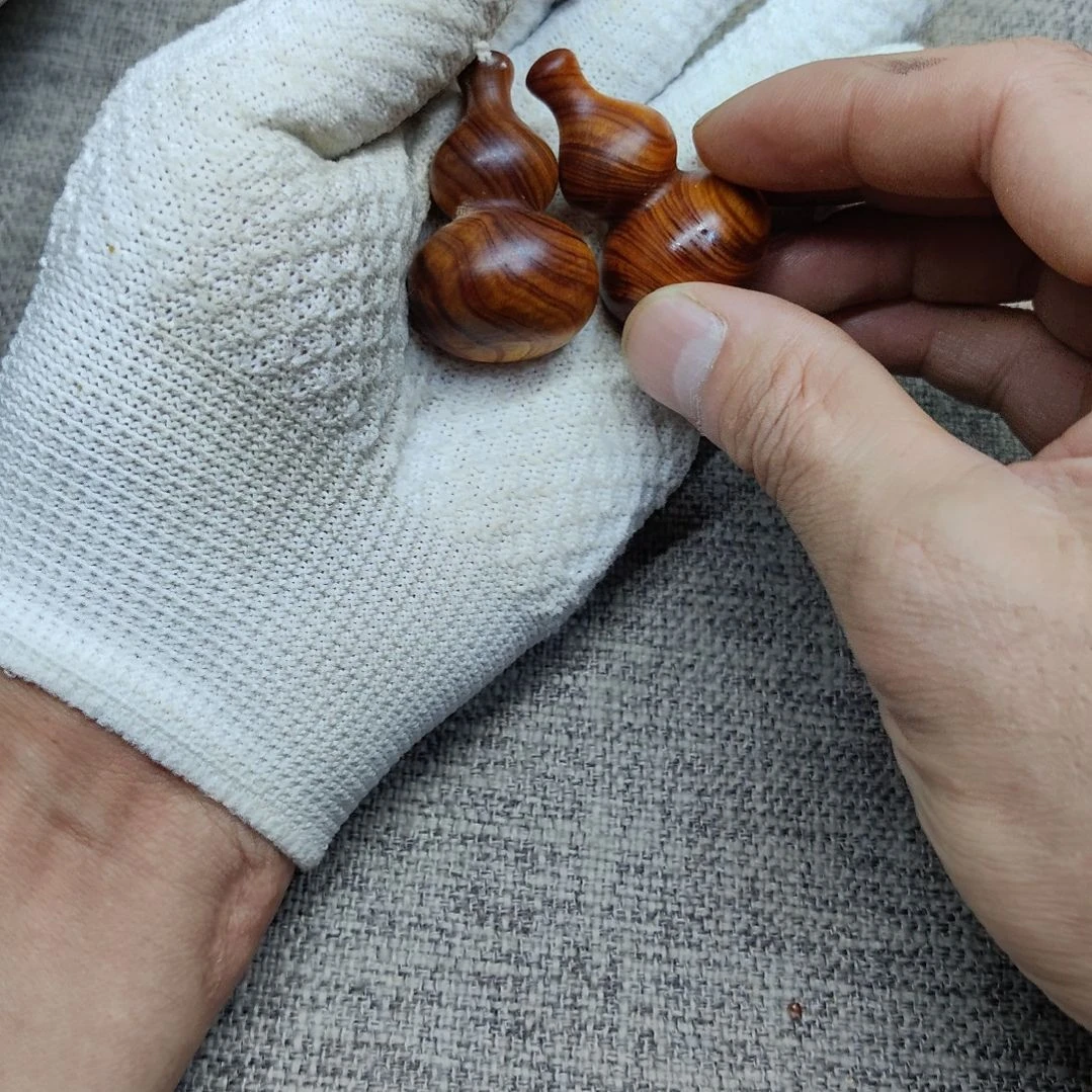 嘿***叔太行崖柏手工艺品