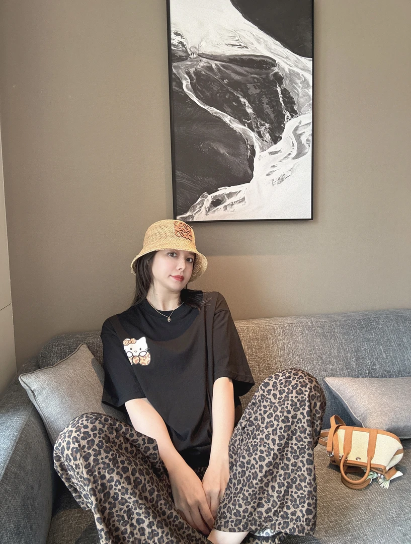 BETTER JOELAY-大版【可爱小猫咪】时尚T恤短袖可爱休闲风KH3051