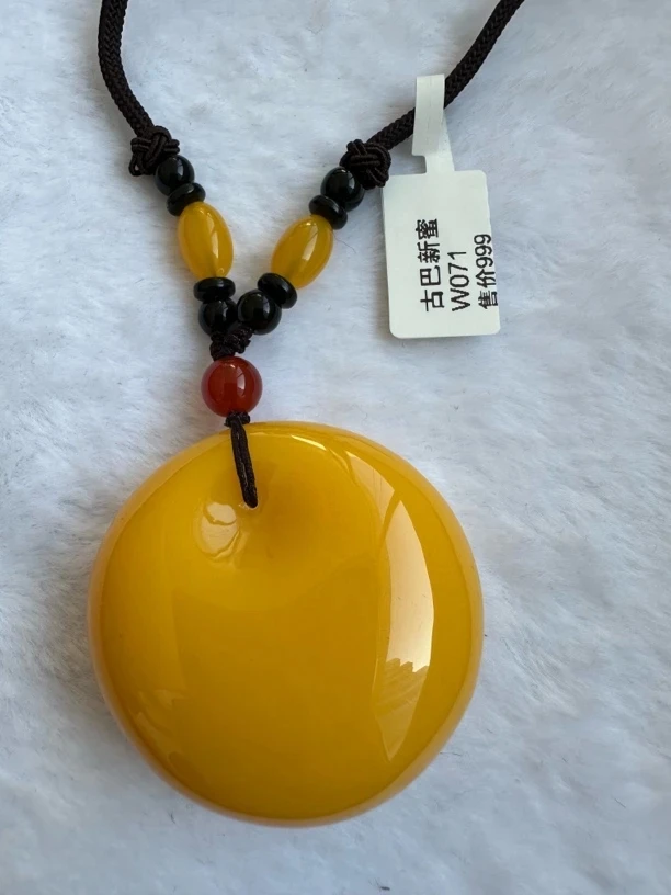 W071古巴新密公主扣吊坠