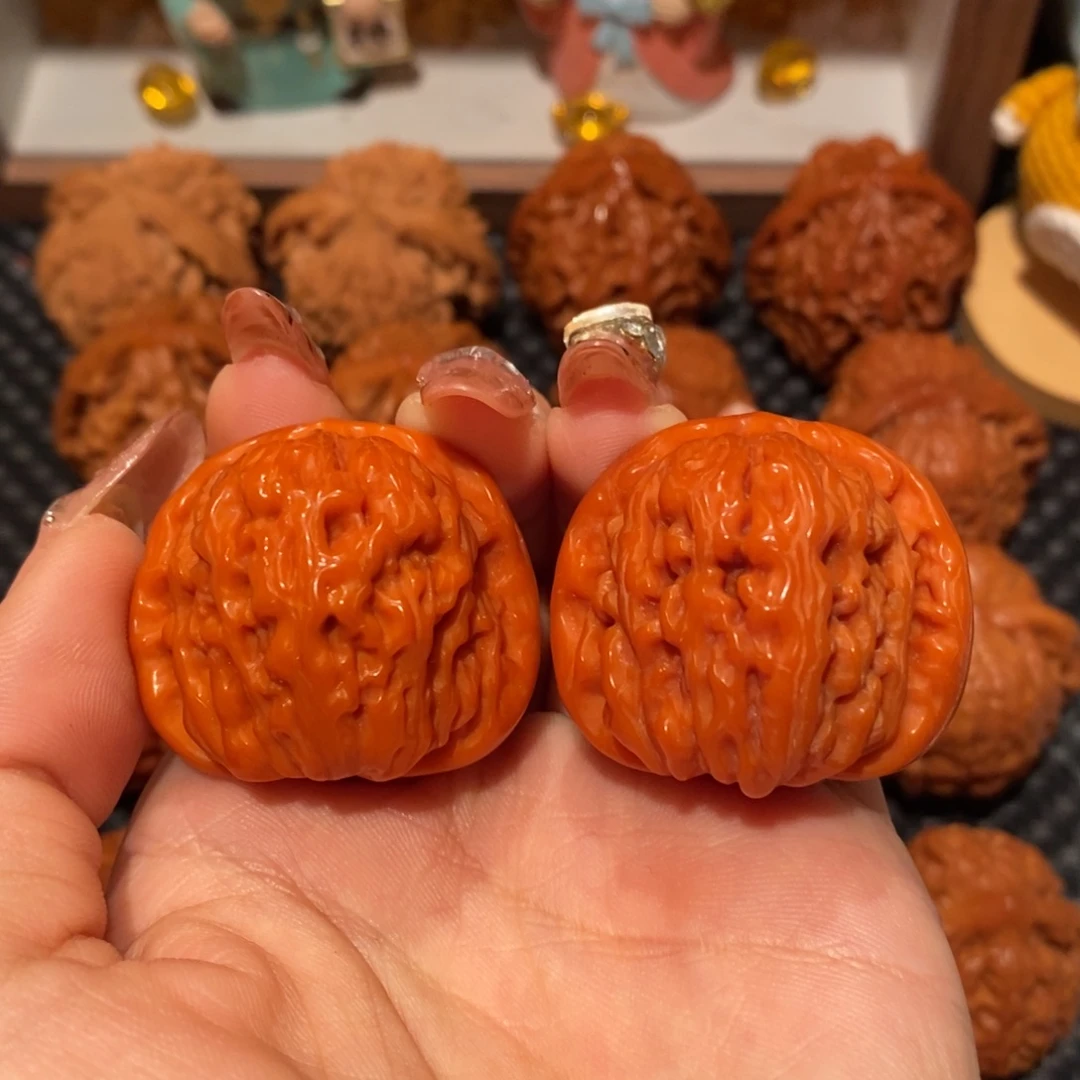 桃核吊坠35.8玉化四座楼，