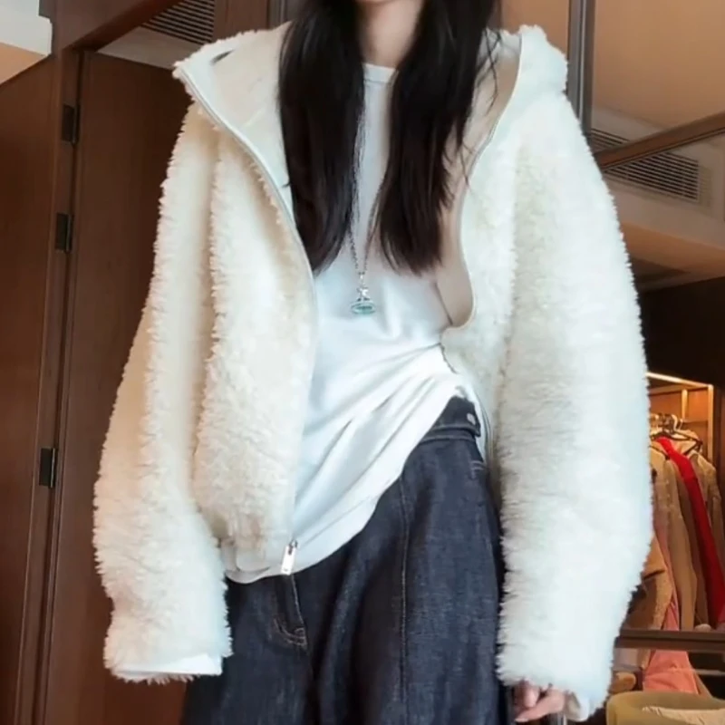 '奶白小熊'轻量保暖宽松休闲连帽拉链外套夹克LK2508827