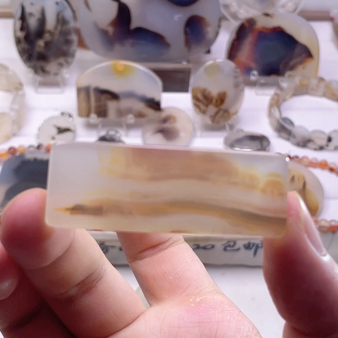 玛瑙/玉髓未镶嵌珠宝奇石