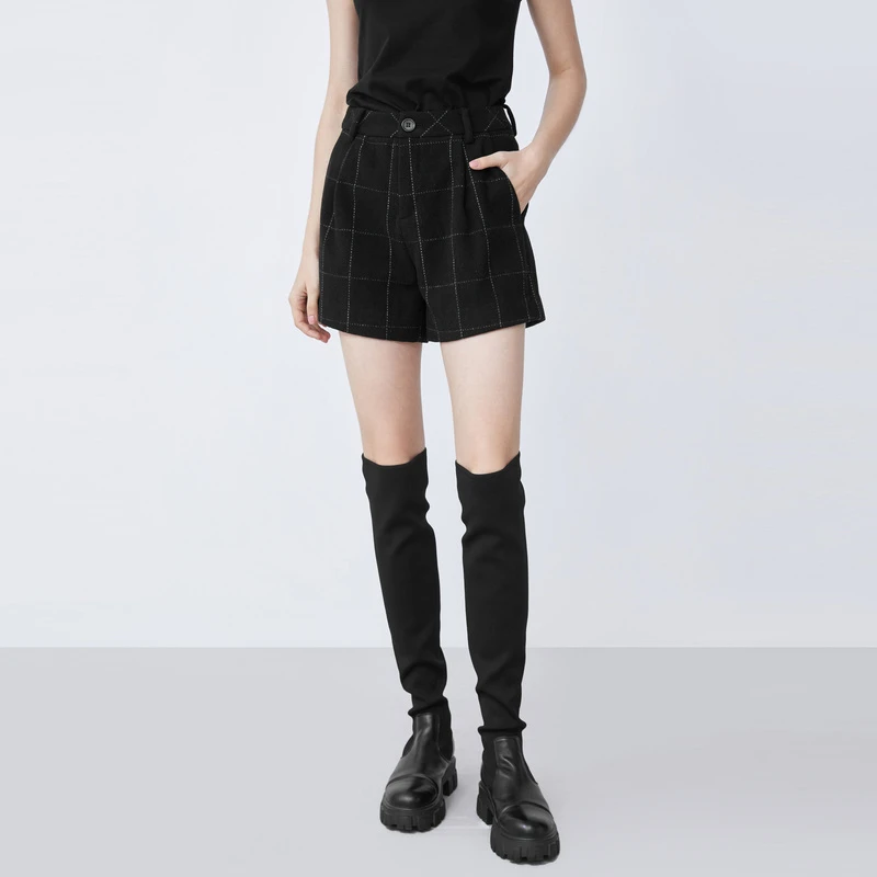sdeer圣迪奥女装复古休闲撞色格纹A字毛呢短裤S21480914