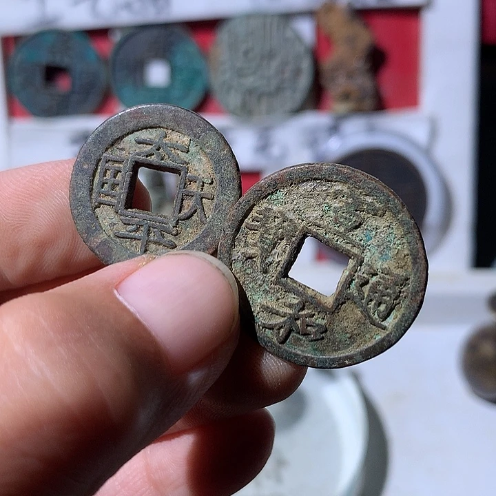 李***6现代 现代工艺品 铜