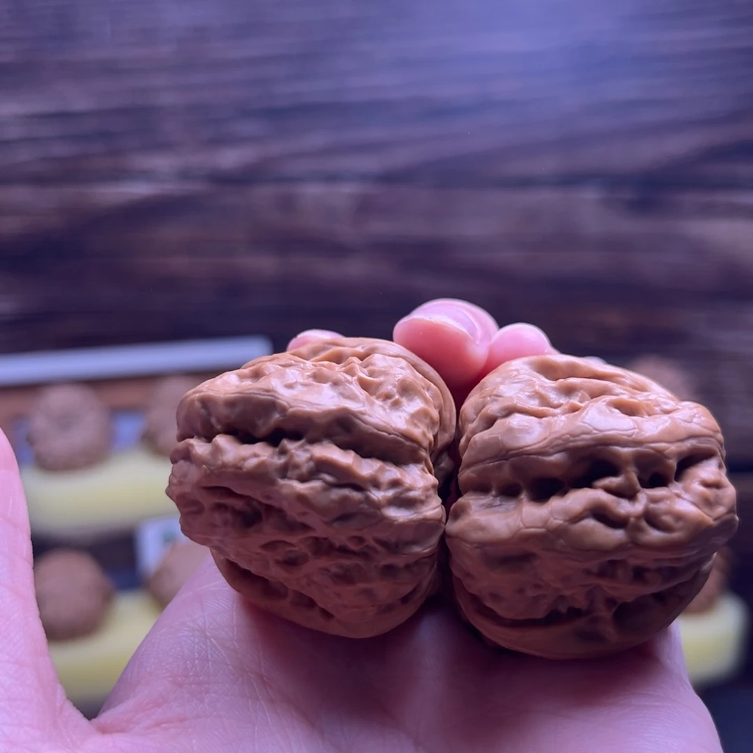 吊坠桃核蛤蟆头闪75