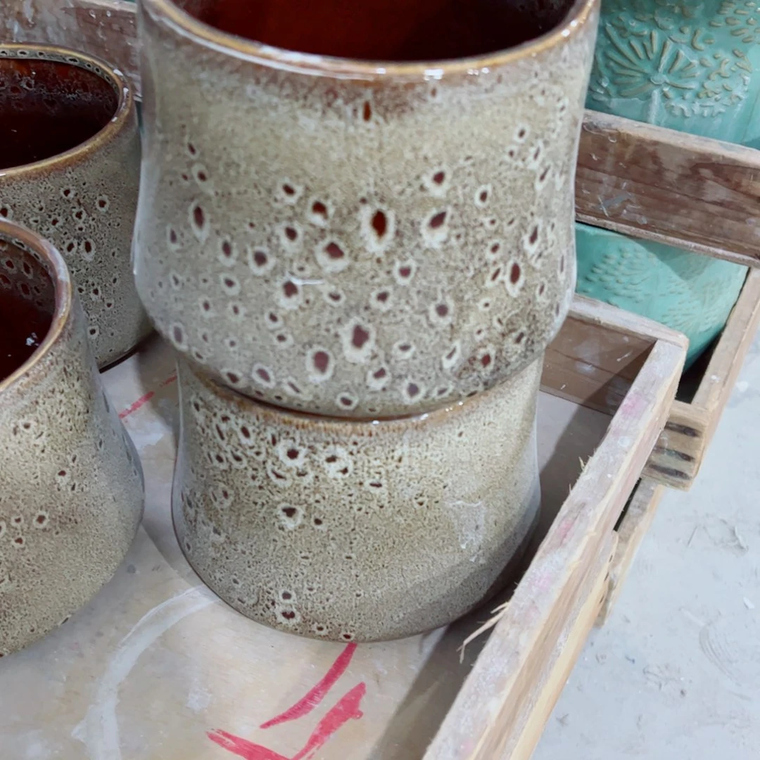 有孔，陶瓷花盆满10米包邮发货