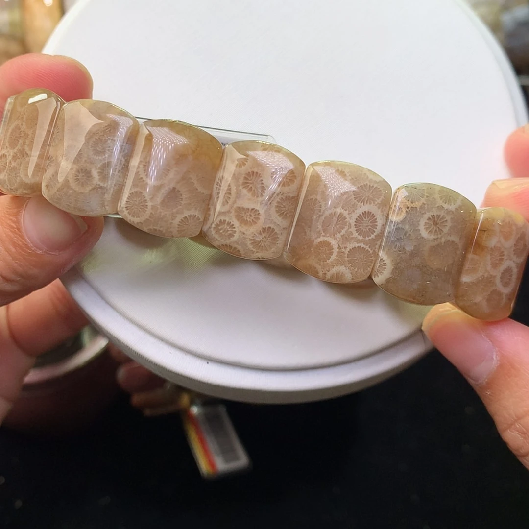 【闪购商品】硅化珊瑚（珊瑚玉）手链未镶嵌