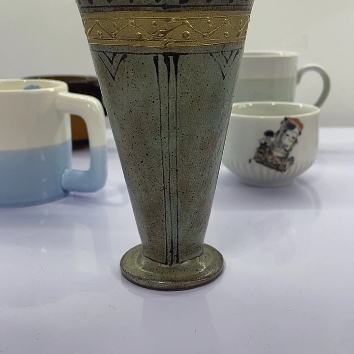 宸***n海外回流陶器喇叭杯