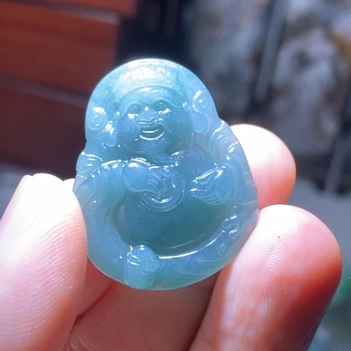 翡翠颈饰未镶嵌财神