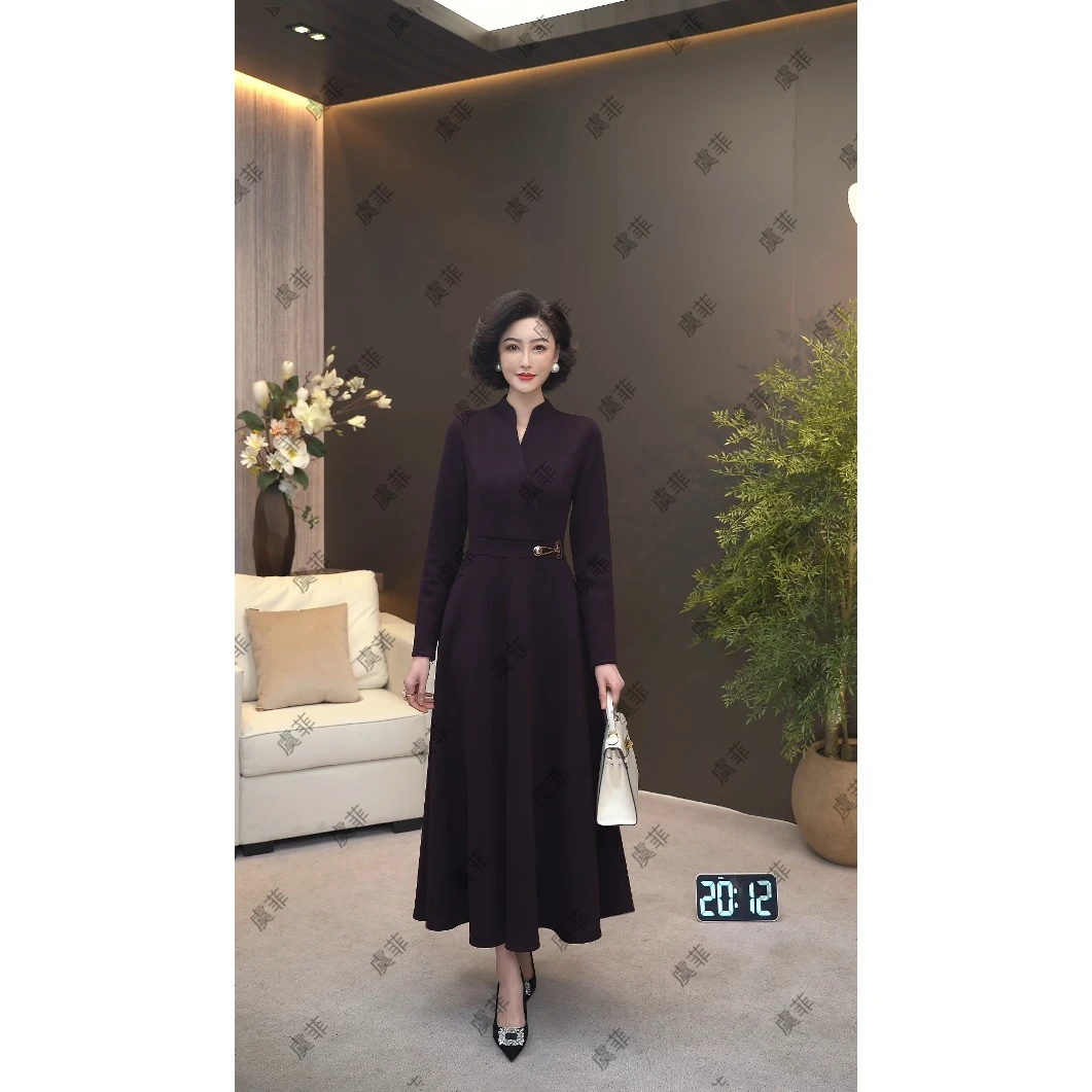 2025新款黛紫色V领一体牛奶绒弹力针织连衣裙WF3165R