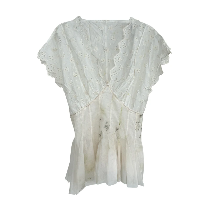 kickylun·正确晕染镂空V领上衣（图片是里面）