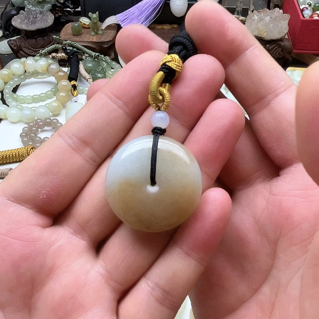 郑***你和田玉未镶嵌吊坠(不含链)