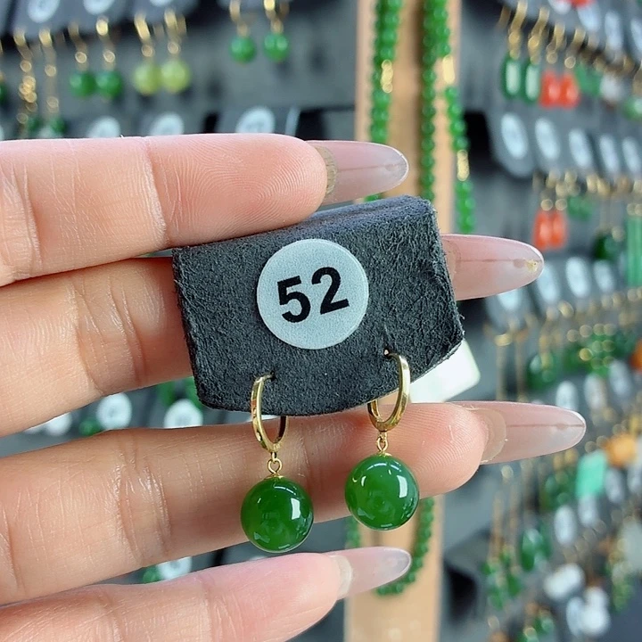 和田玉18K金镶嵌耳饰