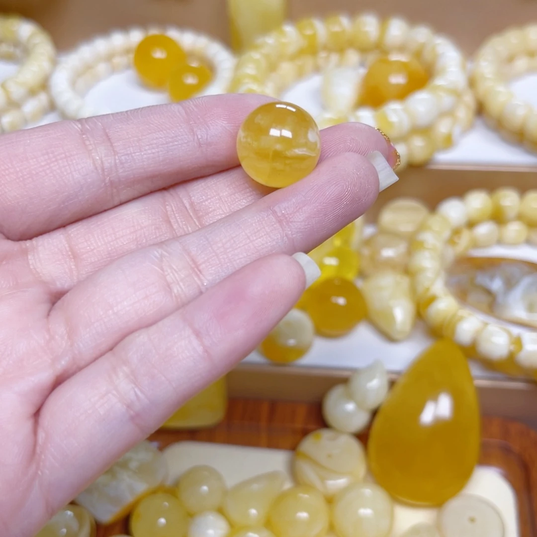 琥珀颈饰未镶嵌天然蜜蜡