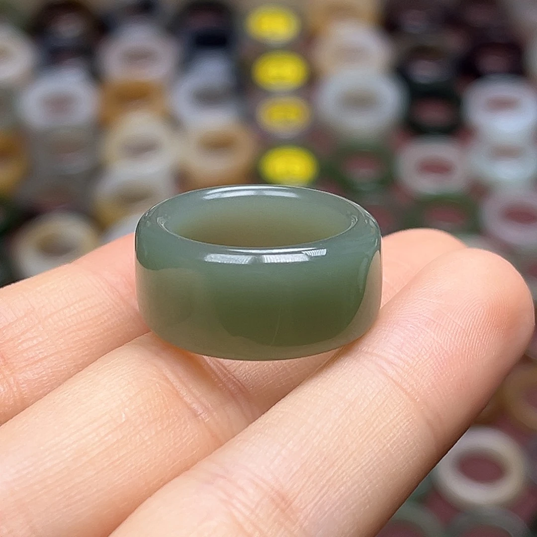 未镶嵌戒指和田玉17.4粉青