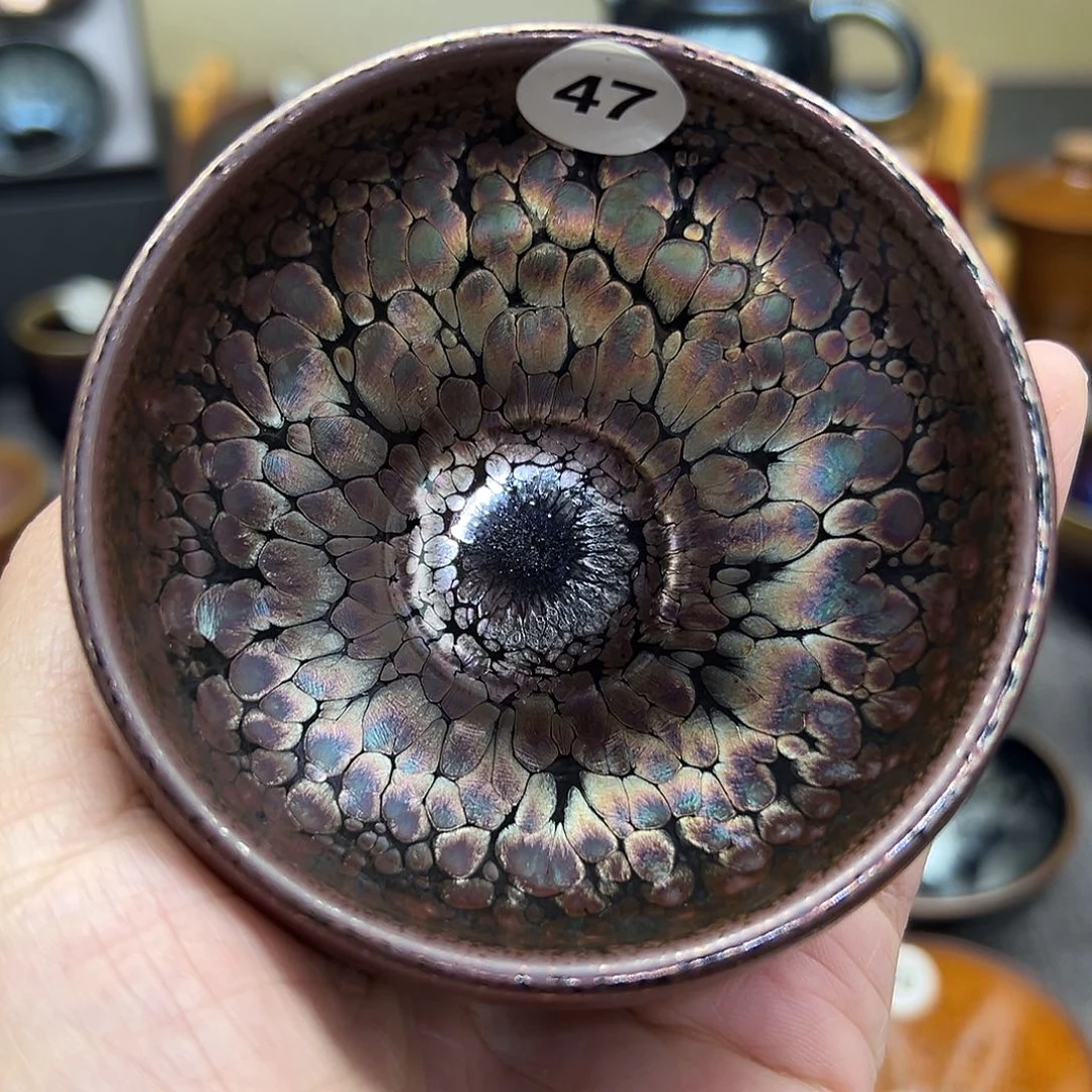 茶盏彩金釉滴波体
