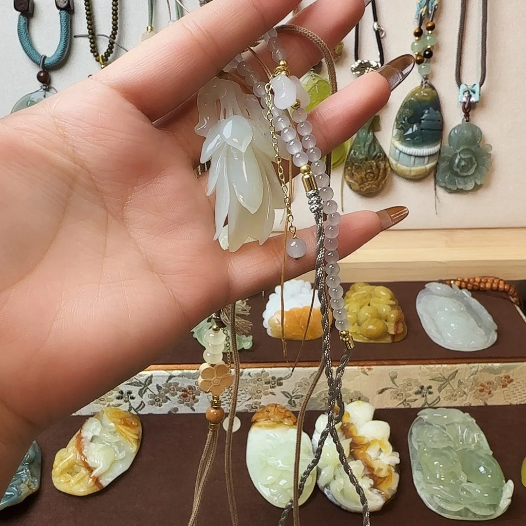 紫****蛇纹石玉合金颈饰