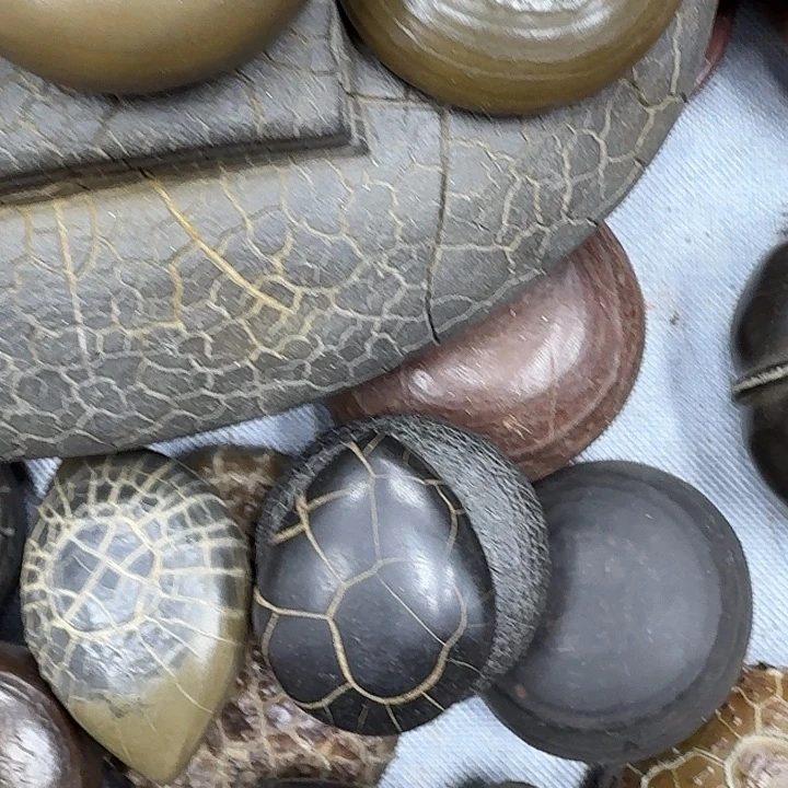 星***边石材龟纹石付去吧哥