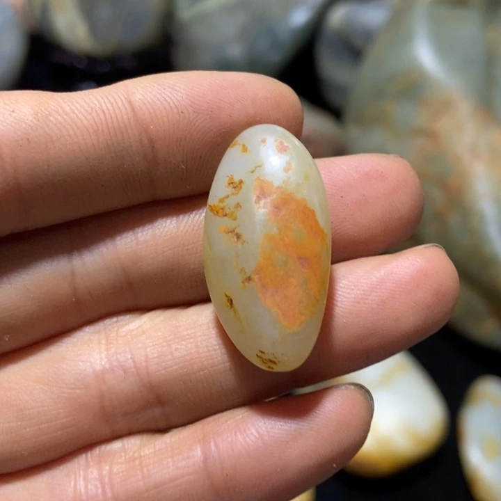 和田玉（糖玉）未镶嵌挂件