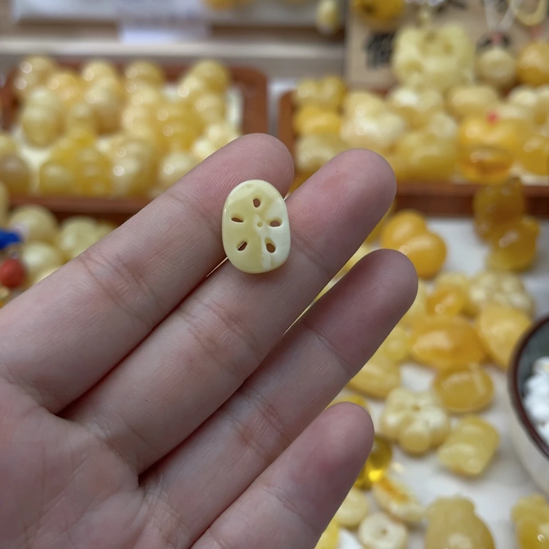 未镶嵌蜜蜡裸石天然