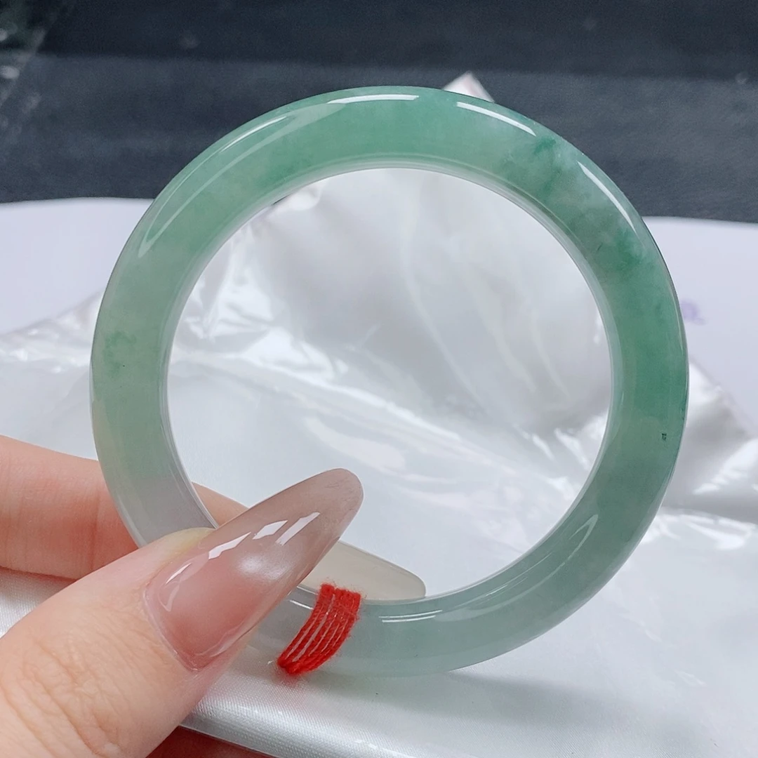 【闪购商品】未镶嵌手镯（圆镯）翡翠405号