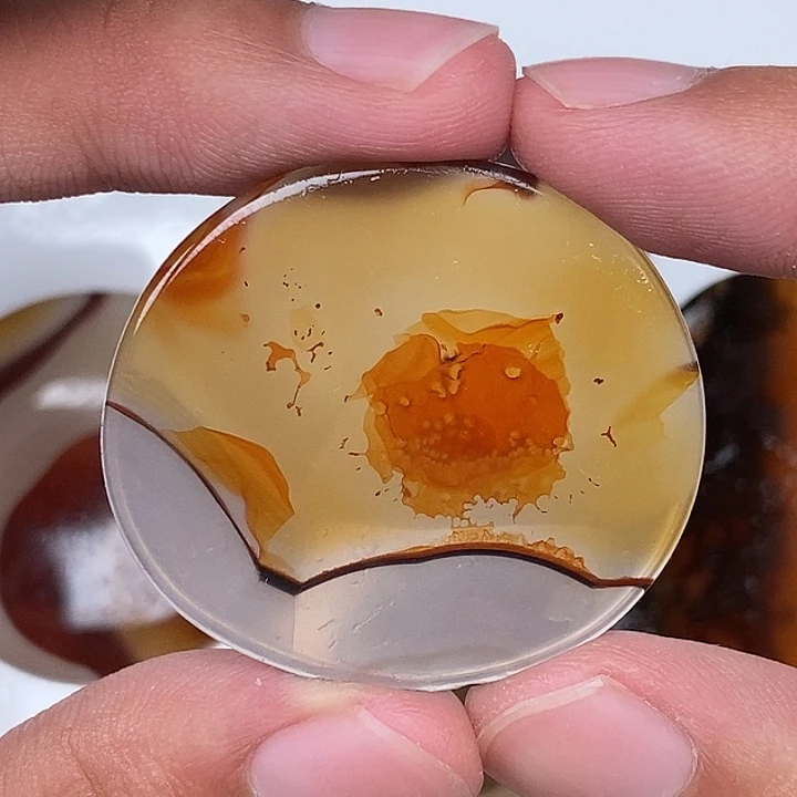 玛瑙/玉髓未镶嵌珠宝半成品