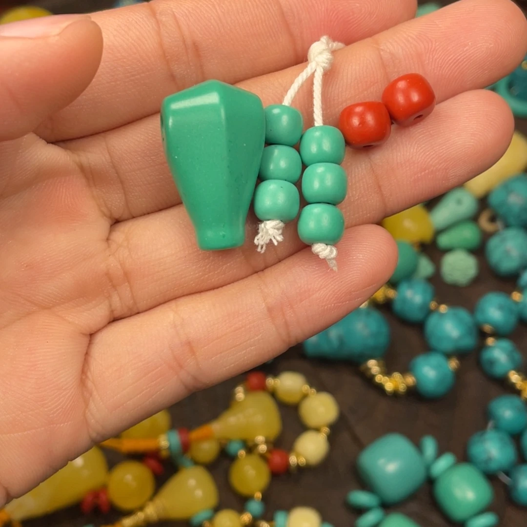 非金属换两个红色珠子