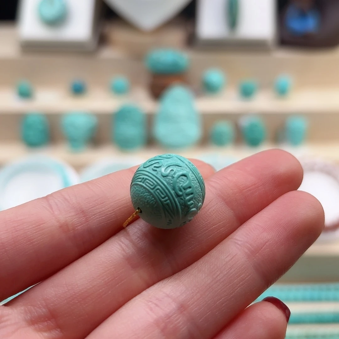 绿松石配饰未镶嵌